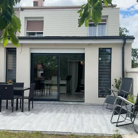 빌라 Maison Chic A 10min Du Circuit Des 24h Allonnes (Sarthe)